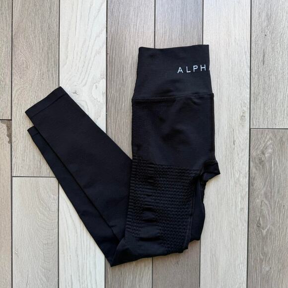 Alphalete Halo Black Leggings - Picture 5 of 6